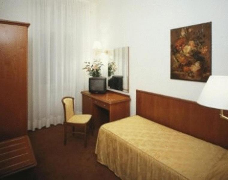 Hotel Europa Udine Ngoại thất bức ảnh
